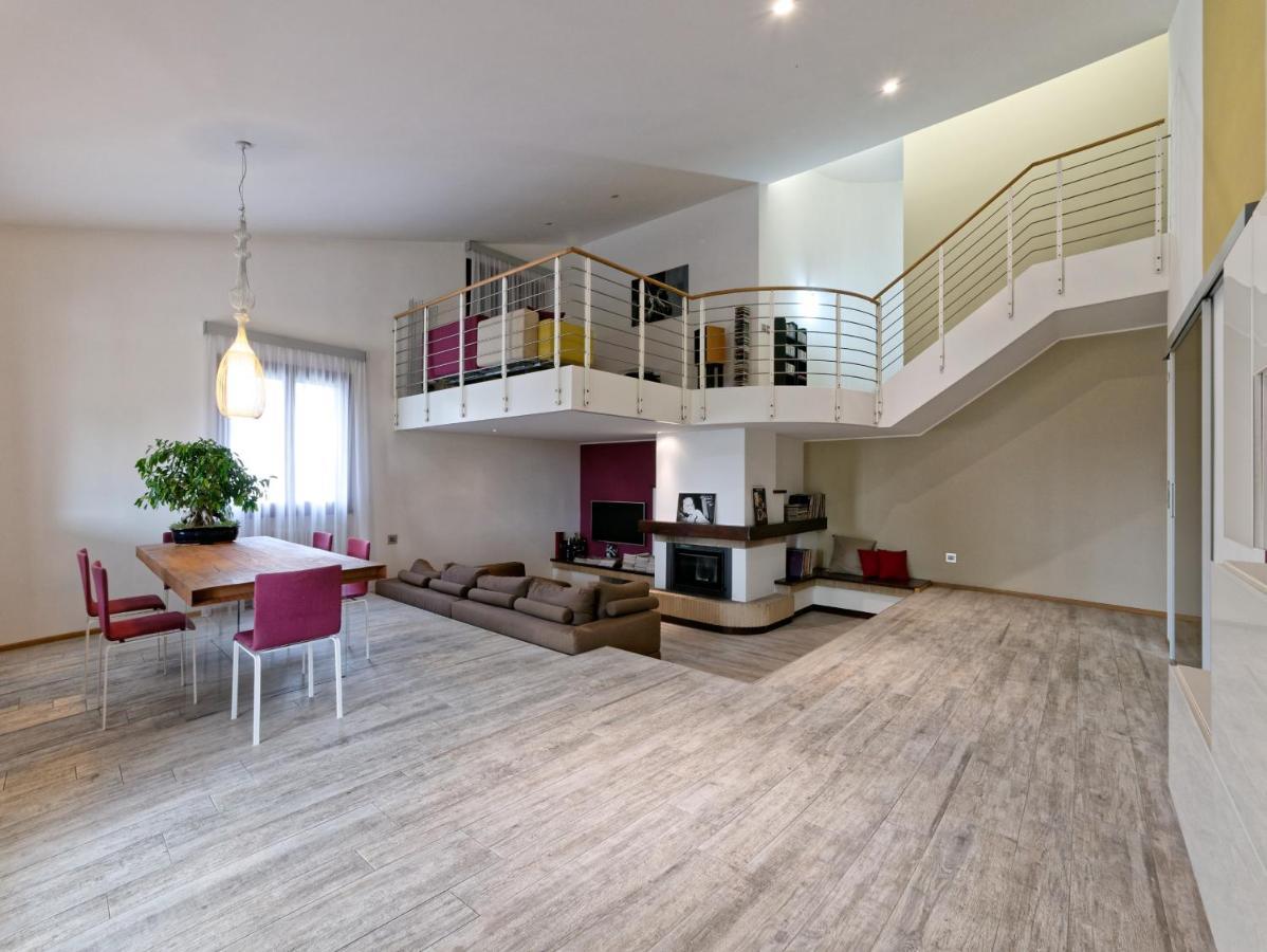 Nifty Intera Villa Con Piscina Relax, Idromassaggio E Sauna Muscletto Buitenkant foto